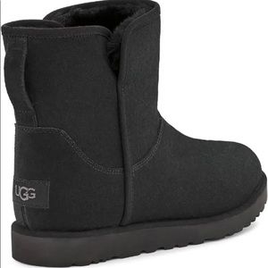 UGG CORY II a size 7 worn 3x